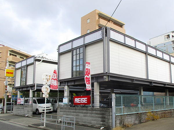 西中島ライゼボックス